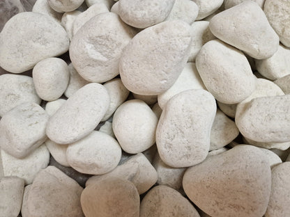 Canto Rodado Blanco Especial 40–60 mm (99%) | Piedra Decorativa para Jardín y Macetas